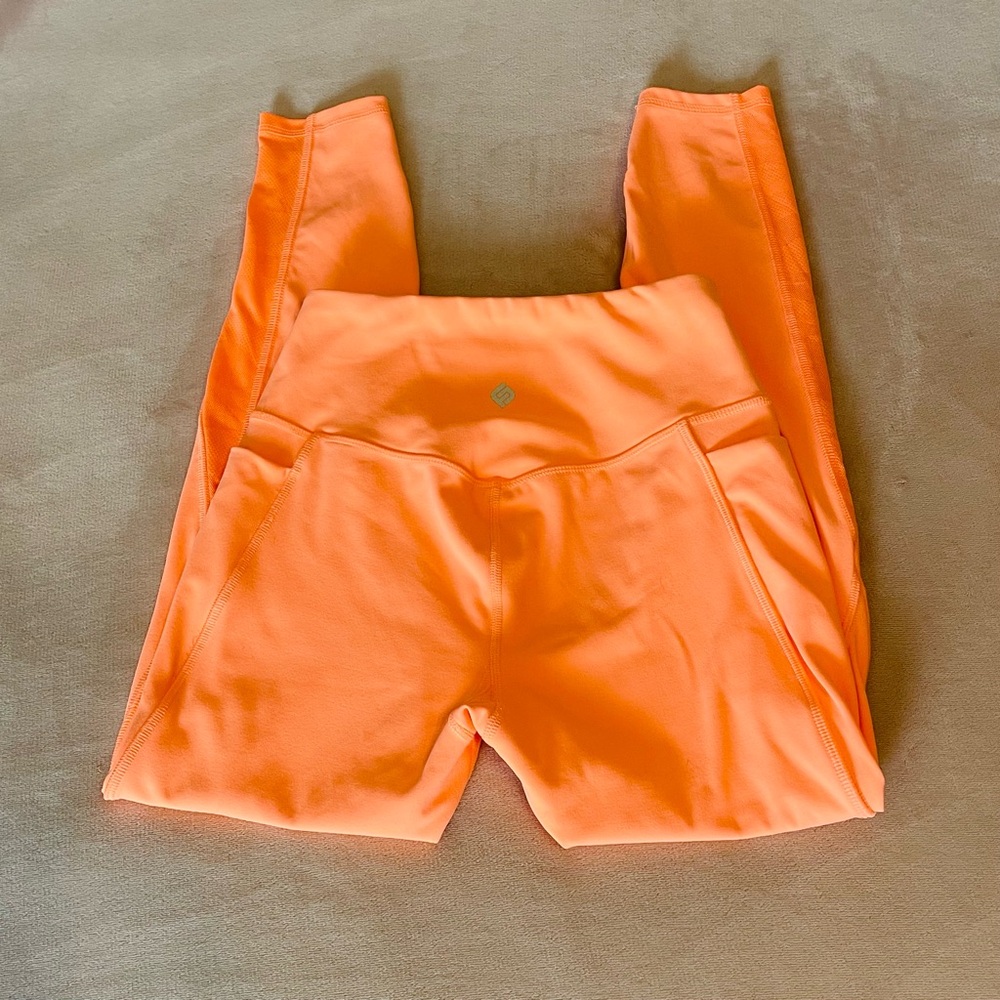 Nova Sport Mesh Cutout Leggings